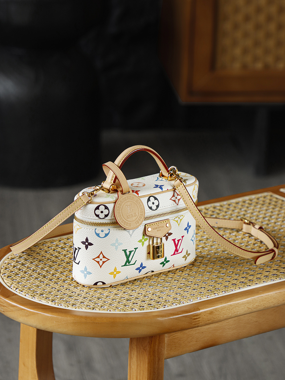 LV Vanity Pouch白彩 M13662