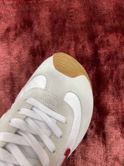 LOEWE Ballet Runner系列 “白红蓝”女款