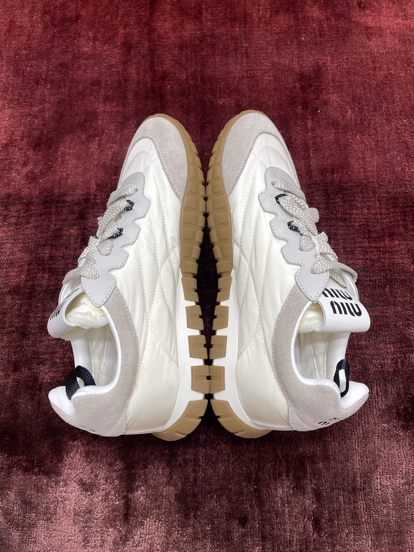 MiuMiu Tyre系列轮胎鞋 “白色”女款