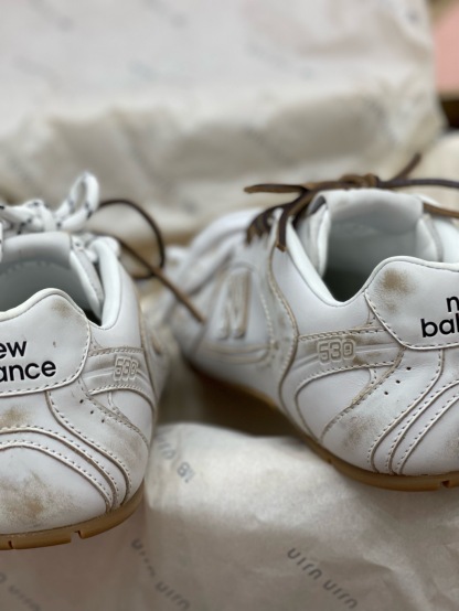 MiuMiu x NB530系列 “白皮”男女同款