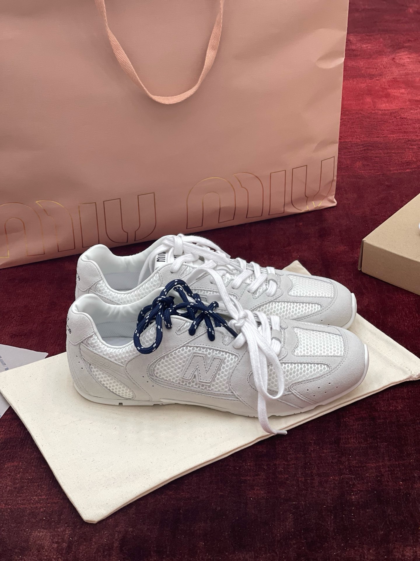 MiuMiu x NB530系列 “白色网”男女同款