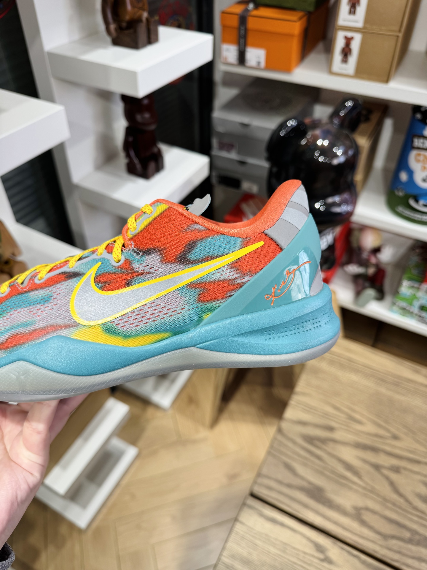 Kobe 8 威尼斯 2024版  Venice Beach Ultta產品  尺碼 US7-14「40-48.5」  FQ3548-001