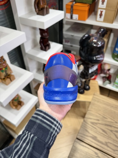 KOBE8 WTK2025 Ultra產品 尺碼 40-48.5「US7-14」  HM9621-900