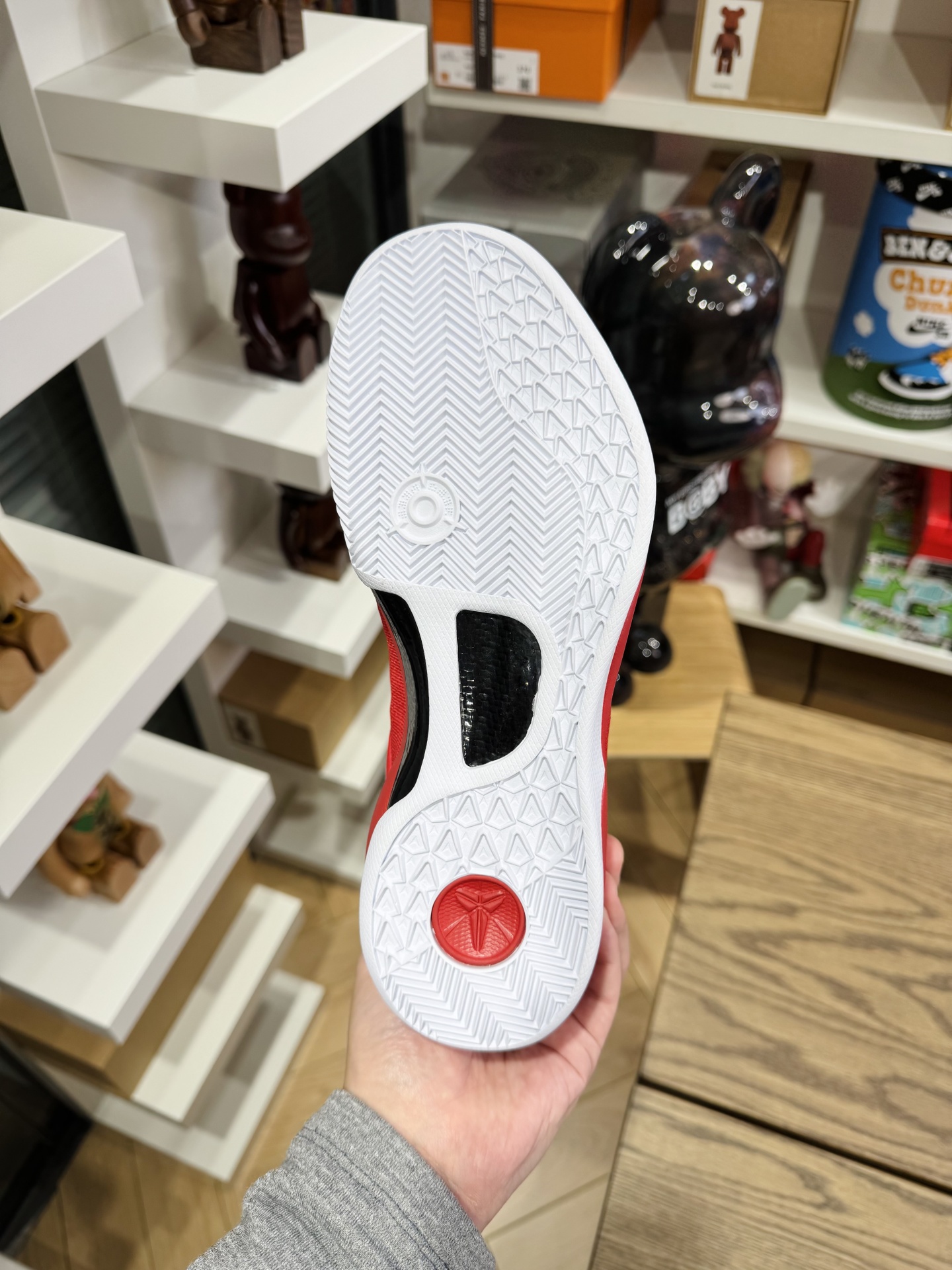 Kobe 8 Protro University Red 大學紅 尺碼 40-48.5「US7-14」  HF9550-600