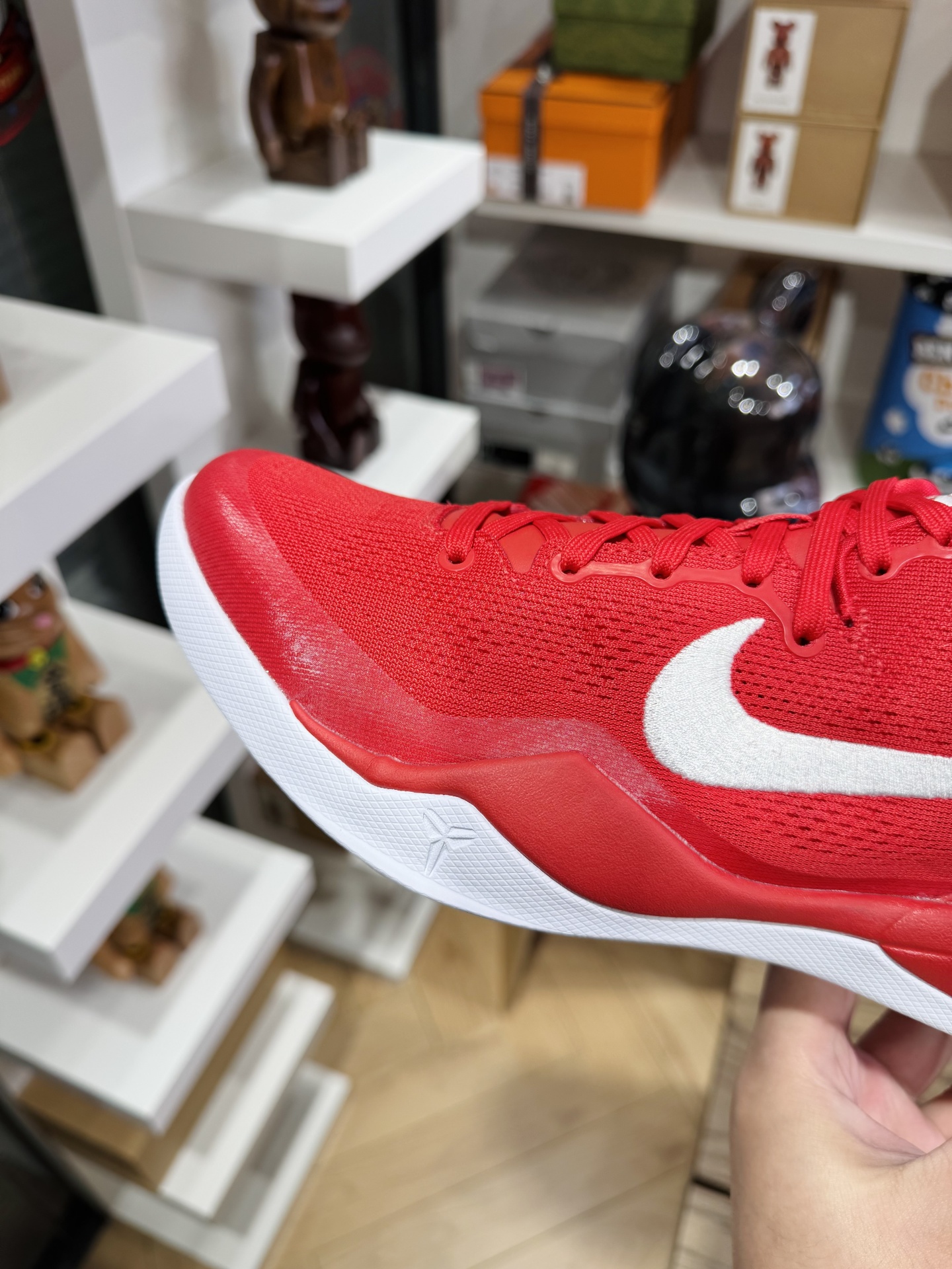 Kobe 8 Protro University Red 大學紅 尺碼 40-48.5「US7-14」  HF9550-600