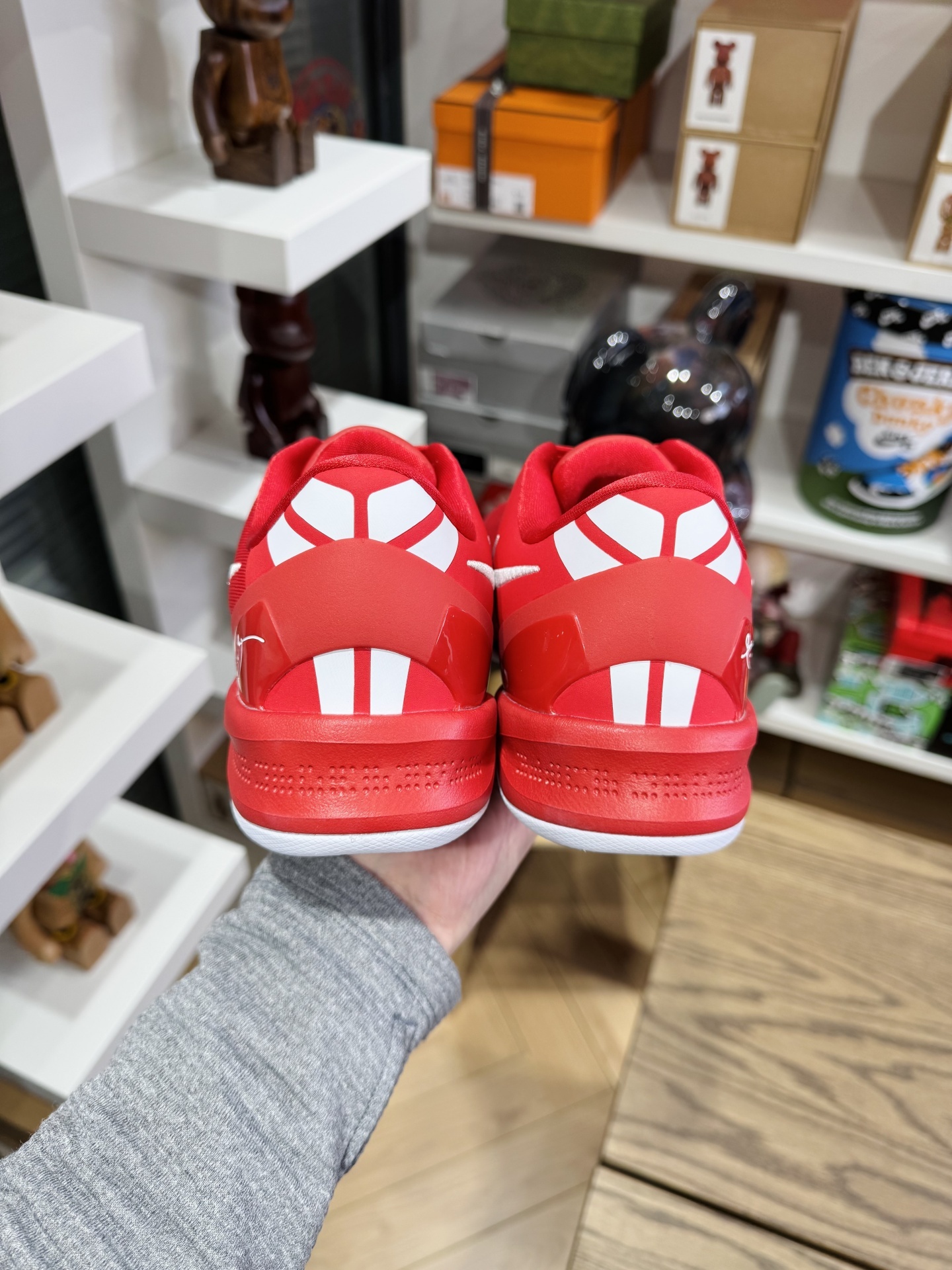 Kobe 8 Protro University Red 大學紅 尺碼 40-48.5「US7-14」  HF9550-600