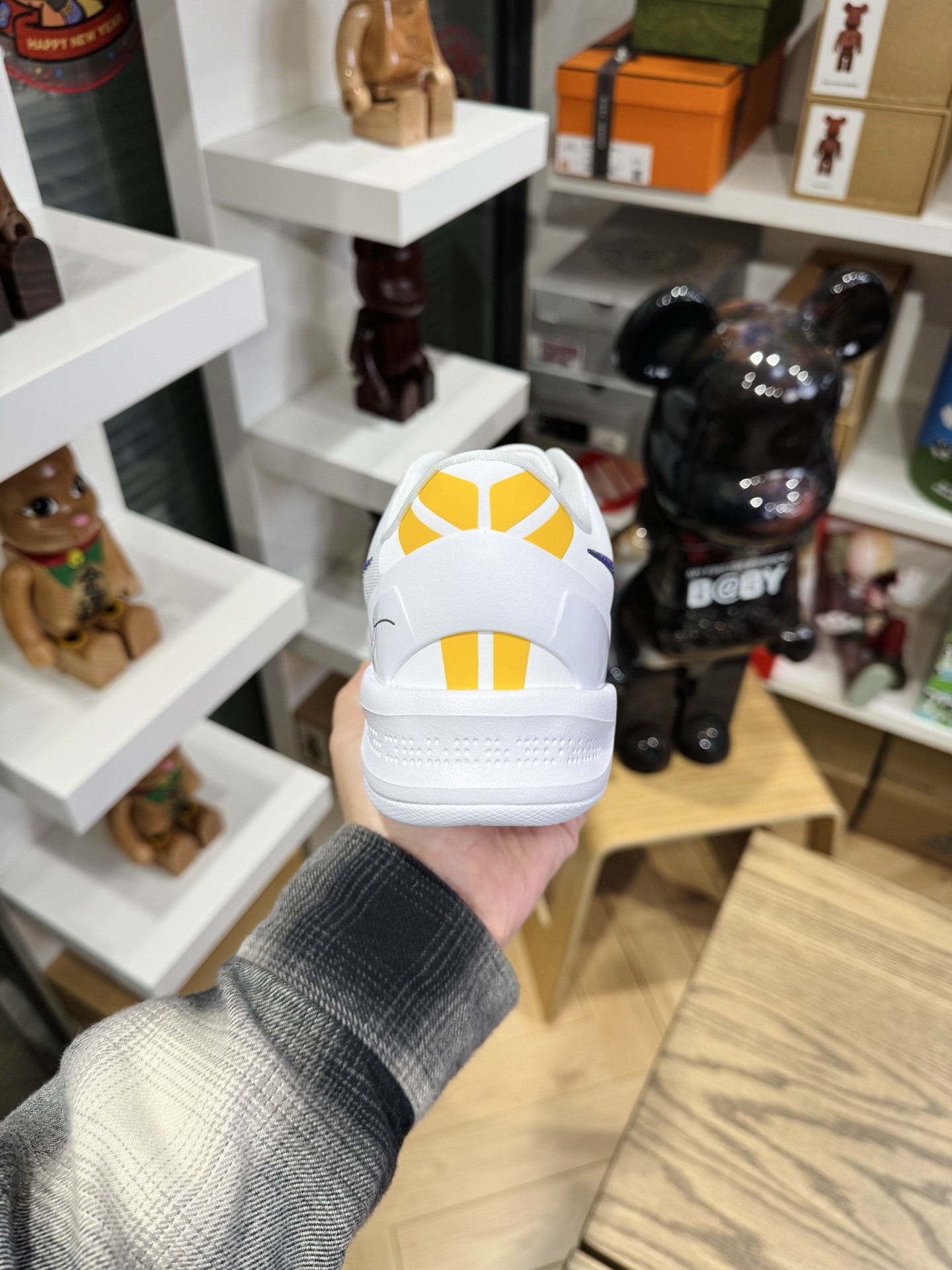 KOBE 8 Protro 紫金湖人   尺碼 40-48.5「US7-14」 HF9550-100