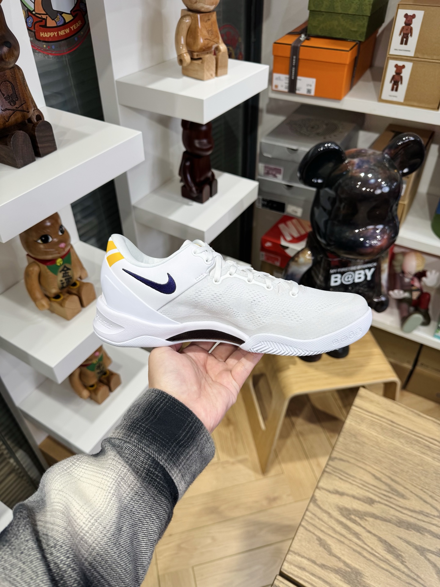 KOBE 8 Protro 紫金湖人   尺碼 40-48.5「US7-14」 HF9550-100