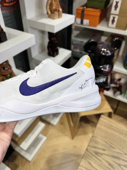 KOBE 8 Protro 紫金湖人   尺碼 40-48.5「US7-14」 HF9550-100