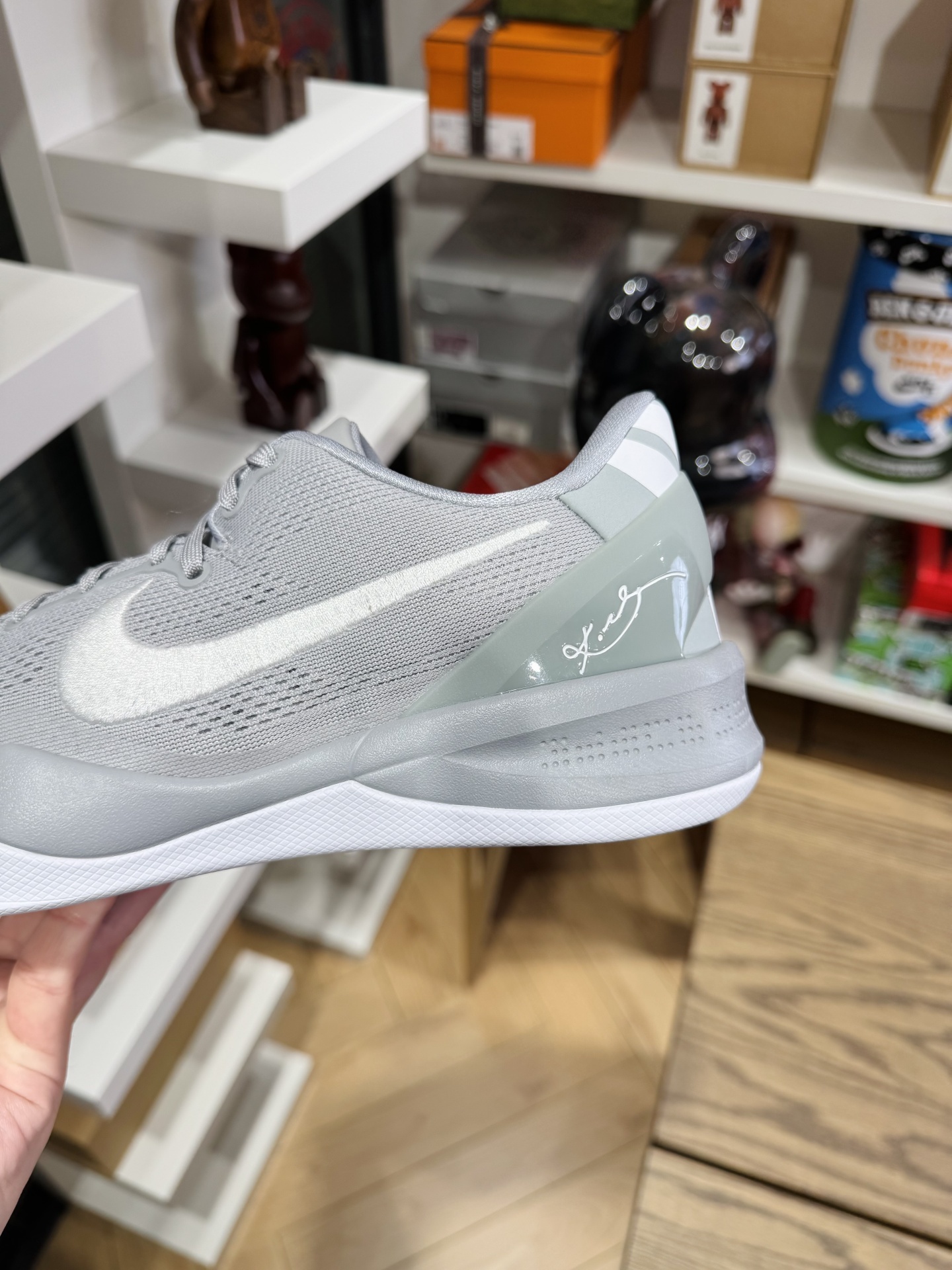 Kobe 8 Protro 灰色 Wolf Grey  尺碼 40-48.5「US7-14」 HF9550-002