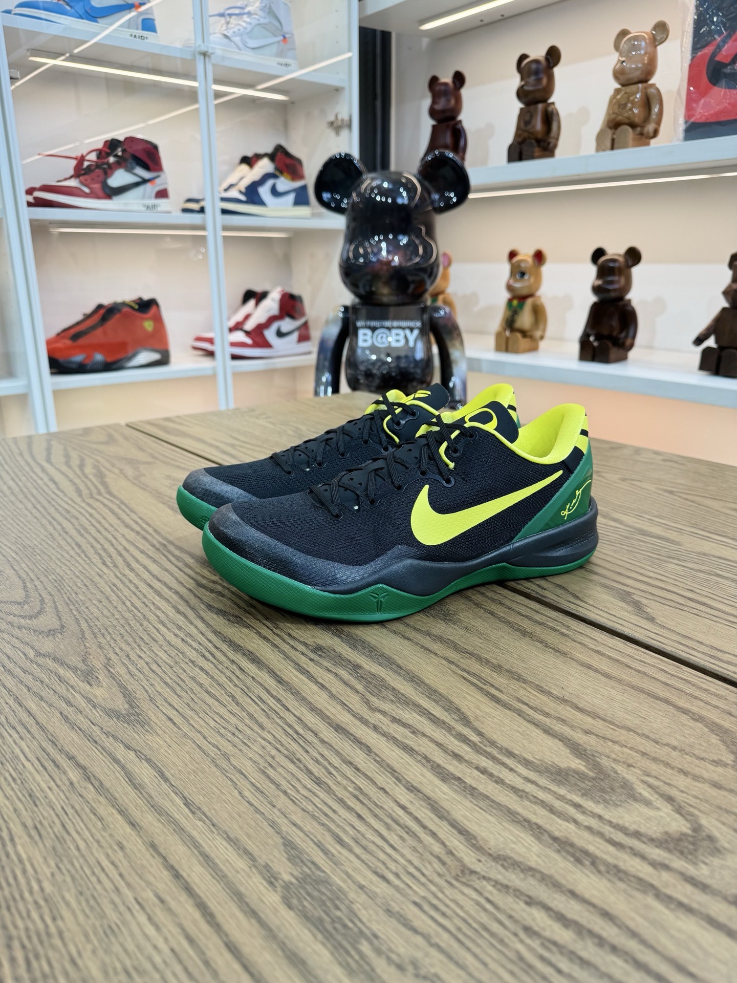 KOBE 8 俄勒岡鴨子🦆 OREGON DUCKS PE PACK  尺碼 40-48.5「US7-14」 （PROMO非市售樣品）