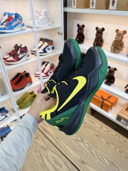 KOBE 8 俄勒岡鴨子🦆 OREGON DUCKS PE PACK  尺碼 40-48.5「US7-14」 （PROMO非市售樣品）