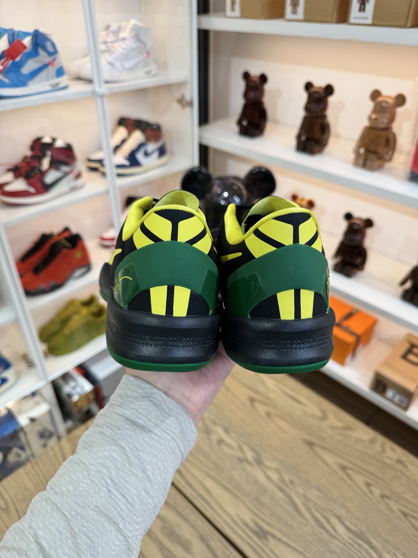 KOBE 8 俄勒岡鴨子🦆 OREGON DUCKS PE PACK  尺碼 40-48.5「US7-14」 （PROMO非市售樣品）