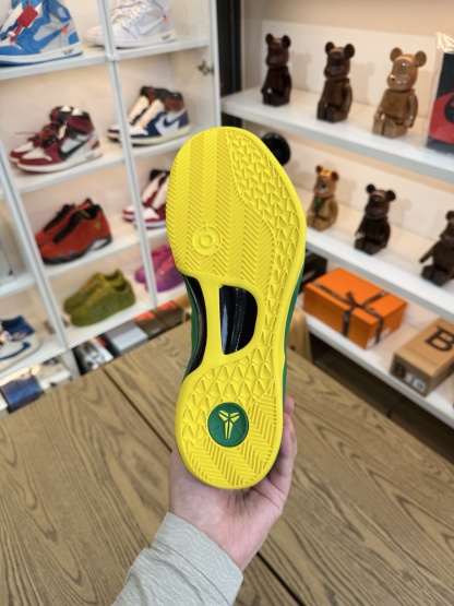 KOBE 8 俄勒岡鴨子🦆 綠黃鉤  OREGON DUCKS PE PACK  尺碼 40-48.5「US7-14」 （PROMO非市售樣品）