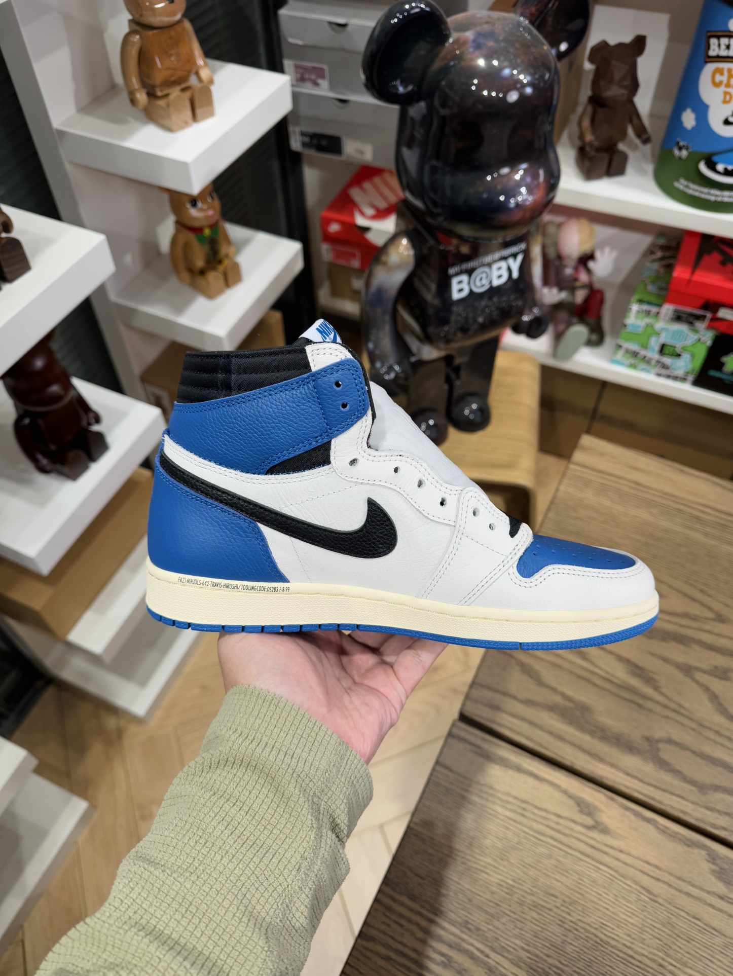 💯Travis Scott x AJ1 High 閃電⚡️ Fragment  藤原浩三方聯名 DH3227-105  尺碼 36-48.5「US4-14」