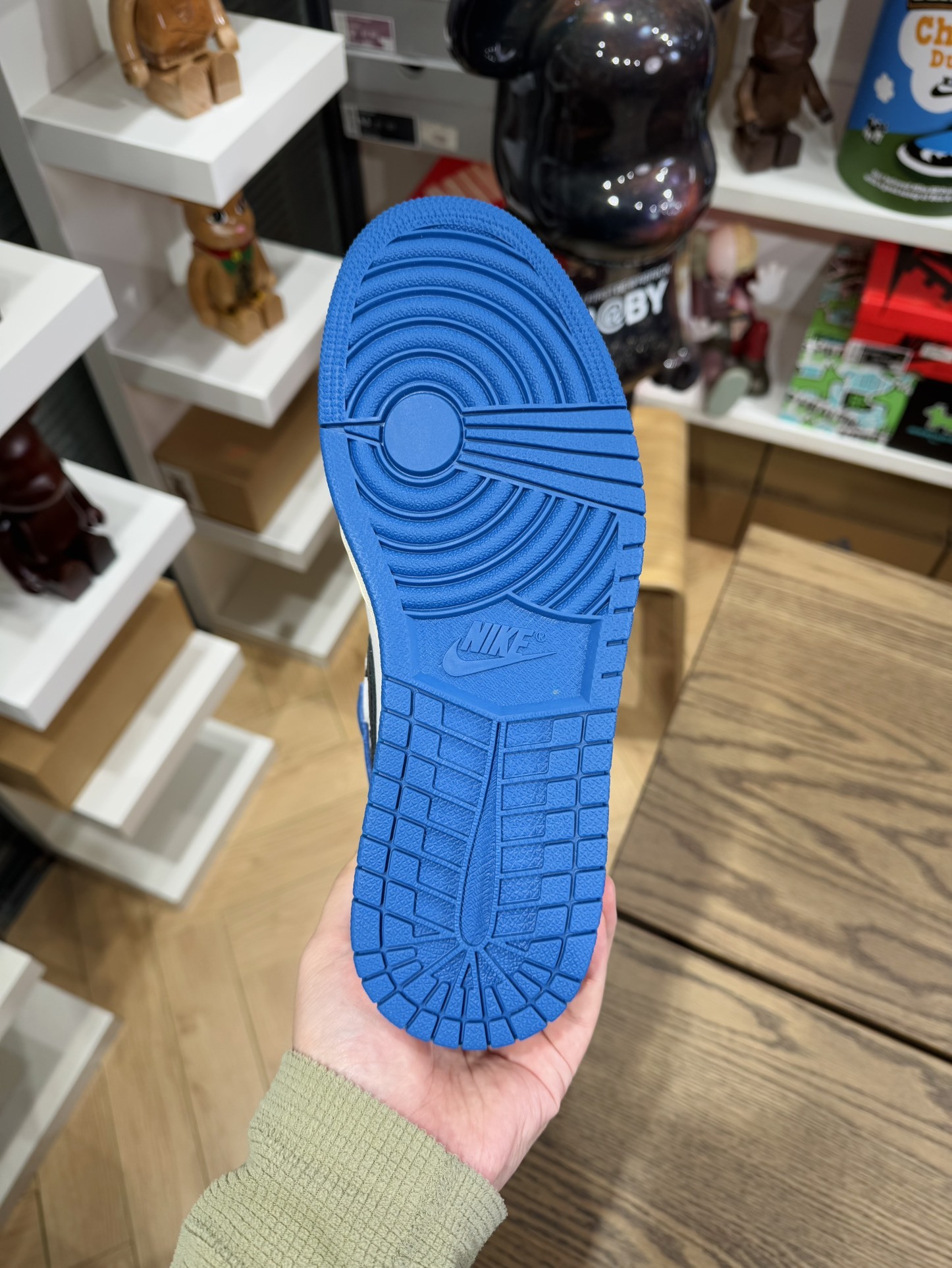 💯Travis Scott x AJ1 High 閃電⚡️ Fragment  藤原浩三方聯名 DH3227-105  尺碼 36-48.5「US4-14」