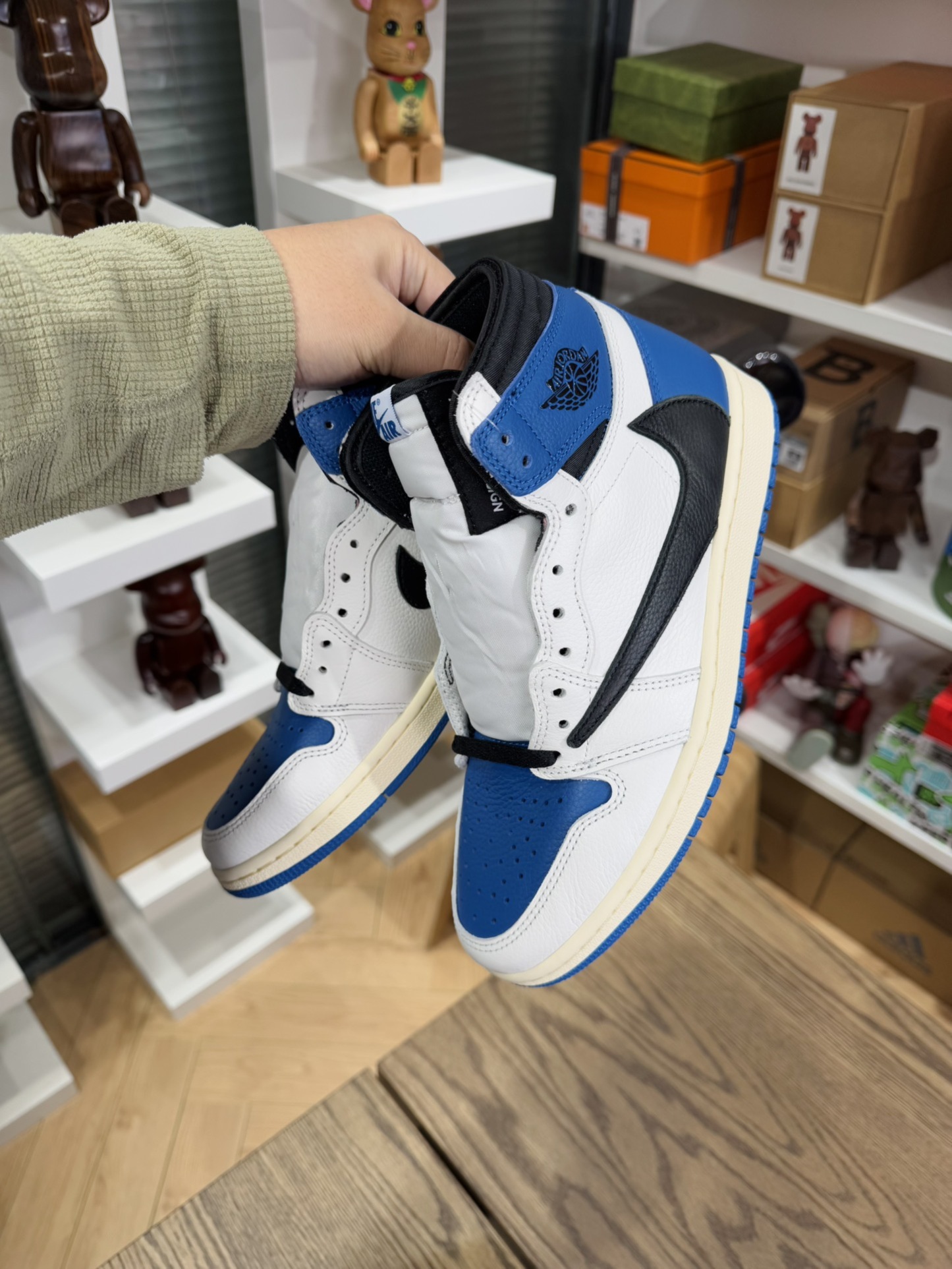💯Travis Scott x AJ1 High 閃電⚡️ Fragment  藤原浩三方聯名 DH3227-105  尺碼 36-48.5「US4-14」