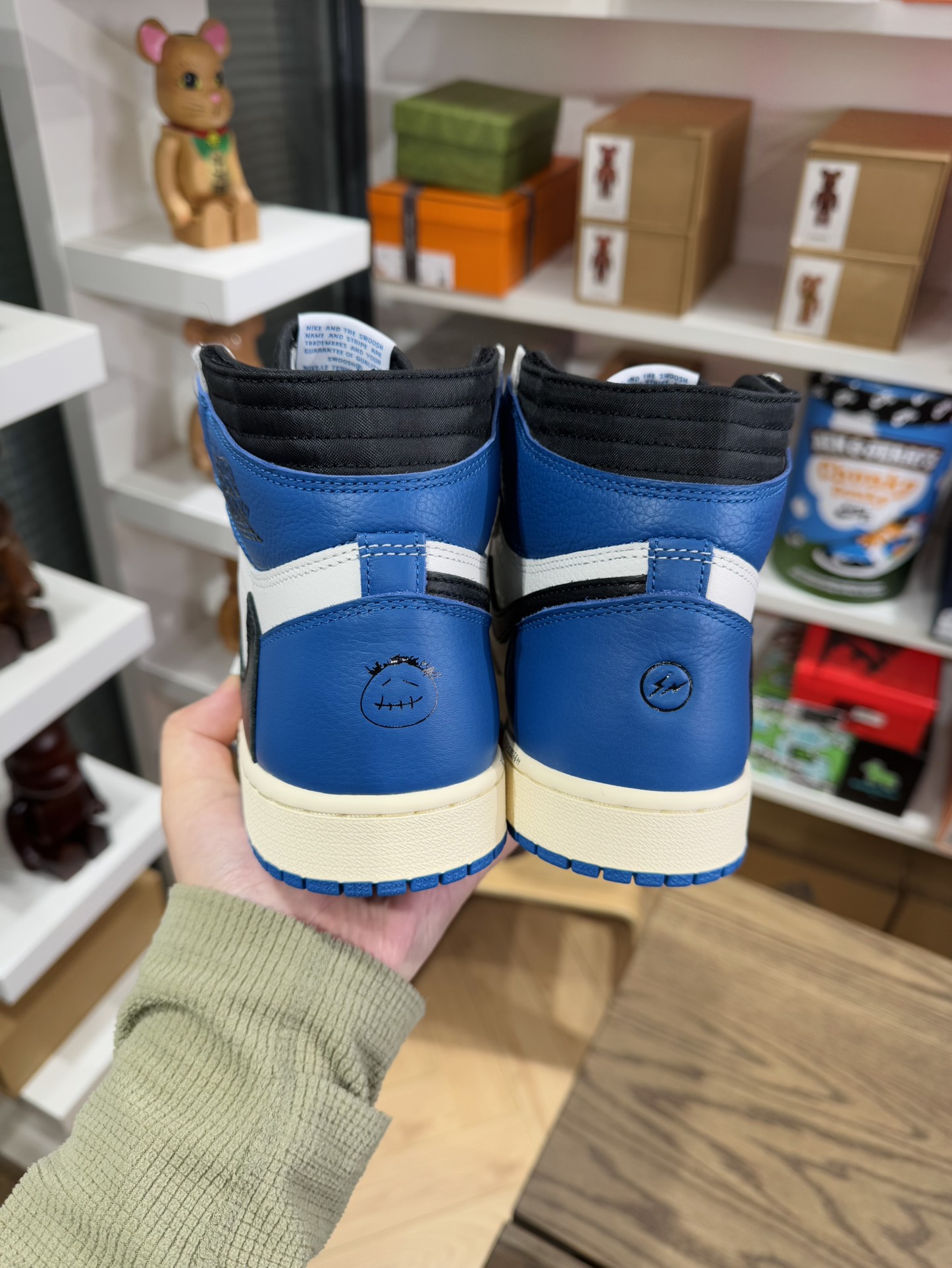 💯Travis Scott x AJ1 High 閃電⚡️ Fragment  藤原浩三方聯名 DH3227-105  尺碼 36-48.5「US4-14」