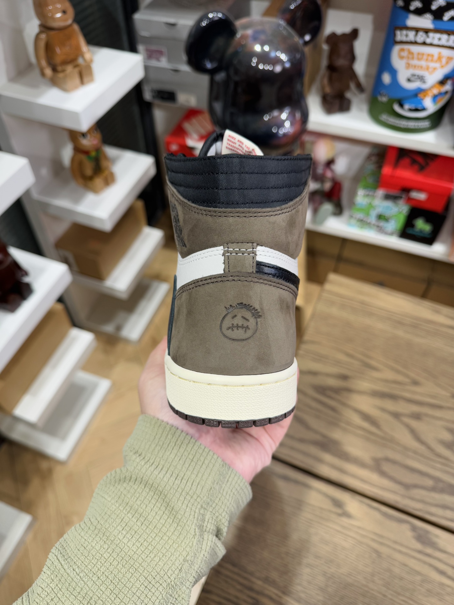 💯Travis Scott x AJ1 High OG TS SP 深棕  第一代倒鉤 夢回2019  尺碼 40-48.5「US7-14」 CD4487-100