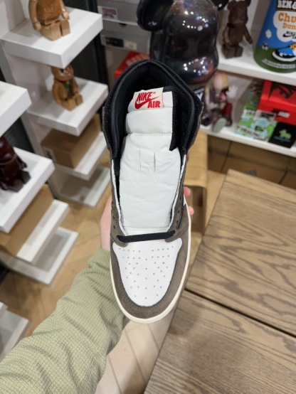 💯Travis Scott x AJ1 High OG TS SP 深棕  第一代倒鉤 夢回2019  尺碼 40-48.5「US7-14」 CD4487-100