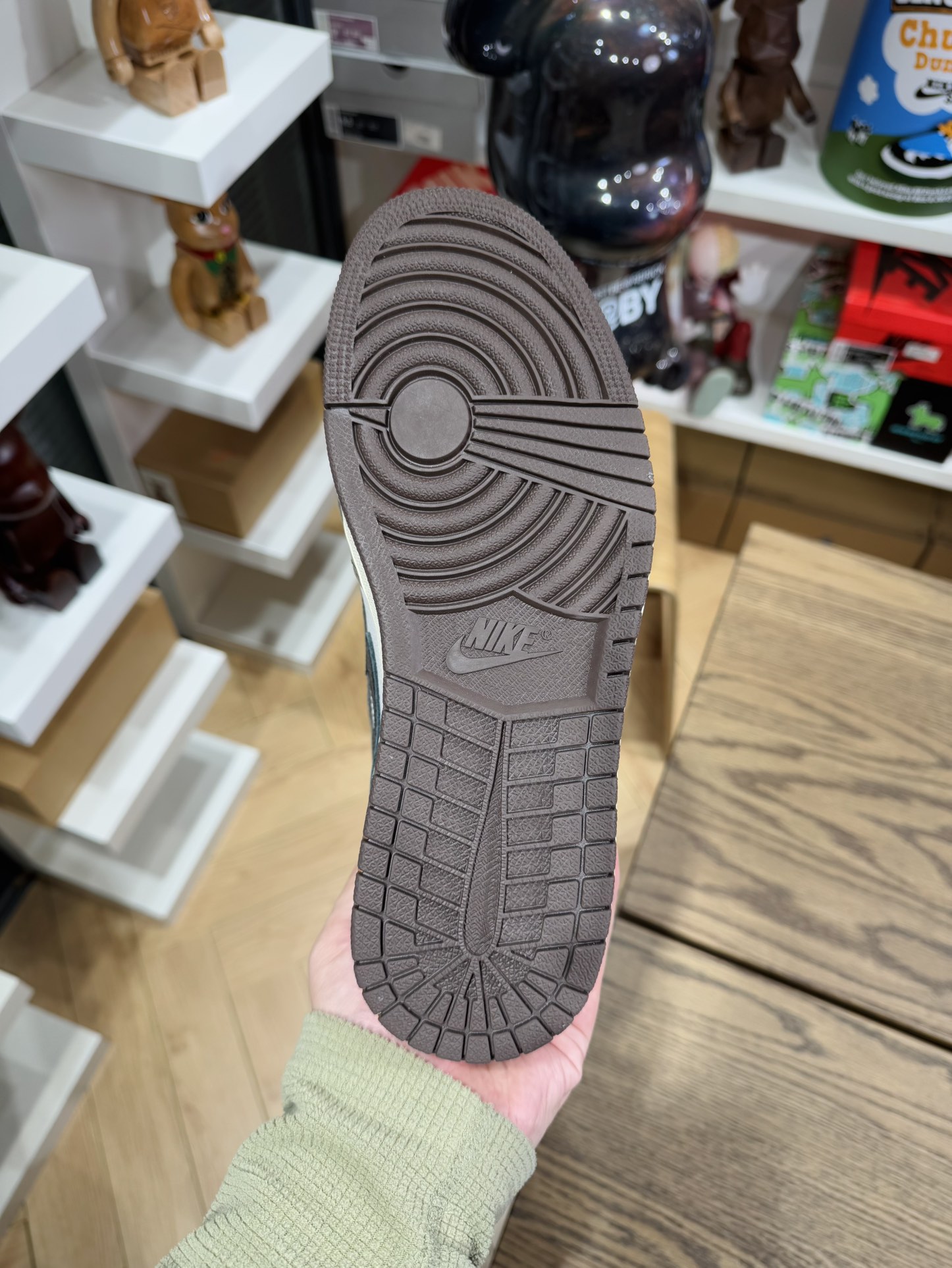 💯Travis Scott x AJ1 High OG TS SP 深棕  第一代倒鉤 夢回2019  尺碼 40-48.5「US7-14」 CD4487-100