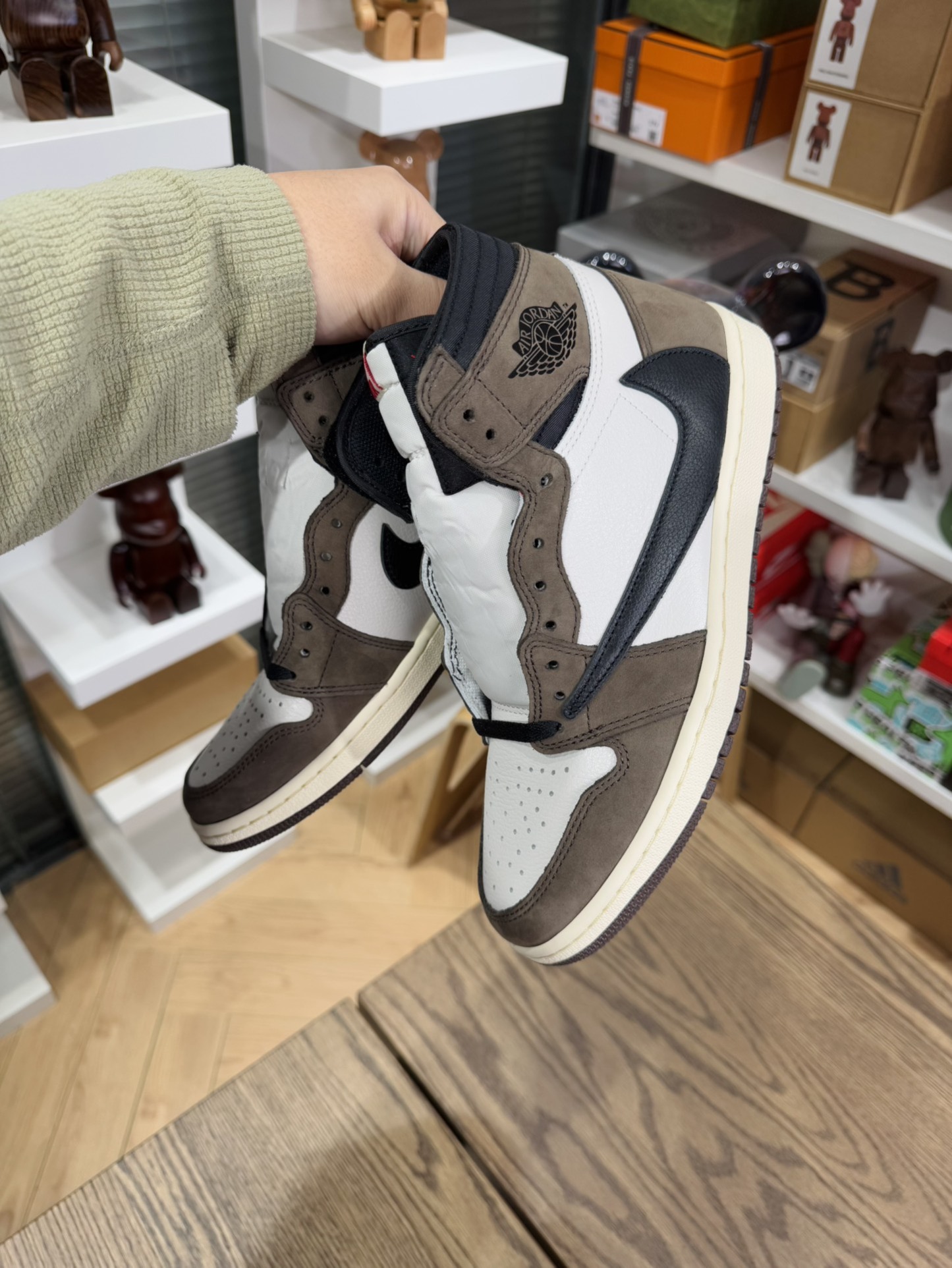 💯Travis Scott x AJ1 High OG TS SP 深棕  第一代倒鉤 夢回2019  尺碼 40-48.5「US7-14」 CD4487-100