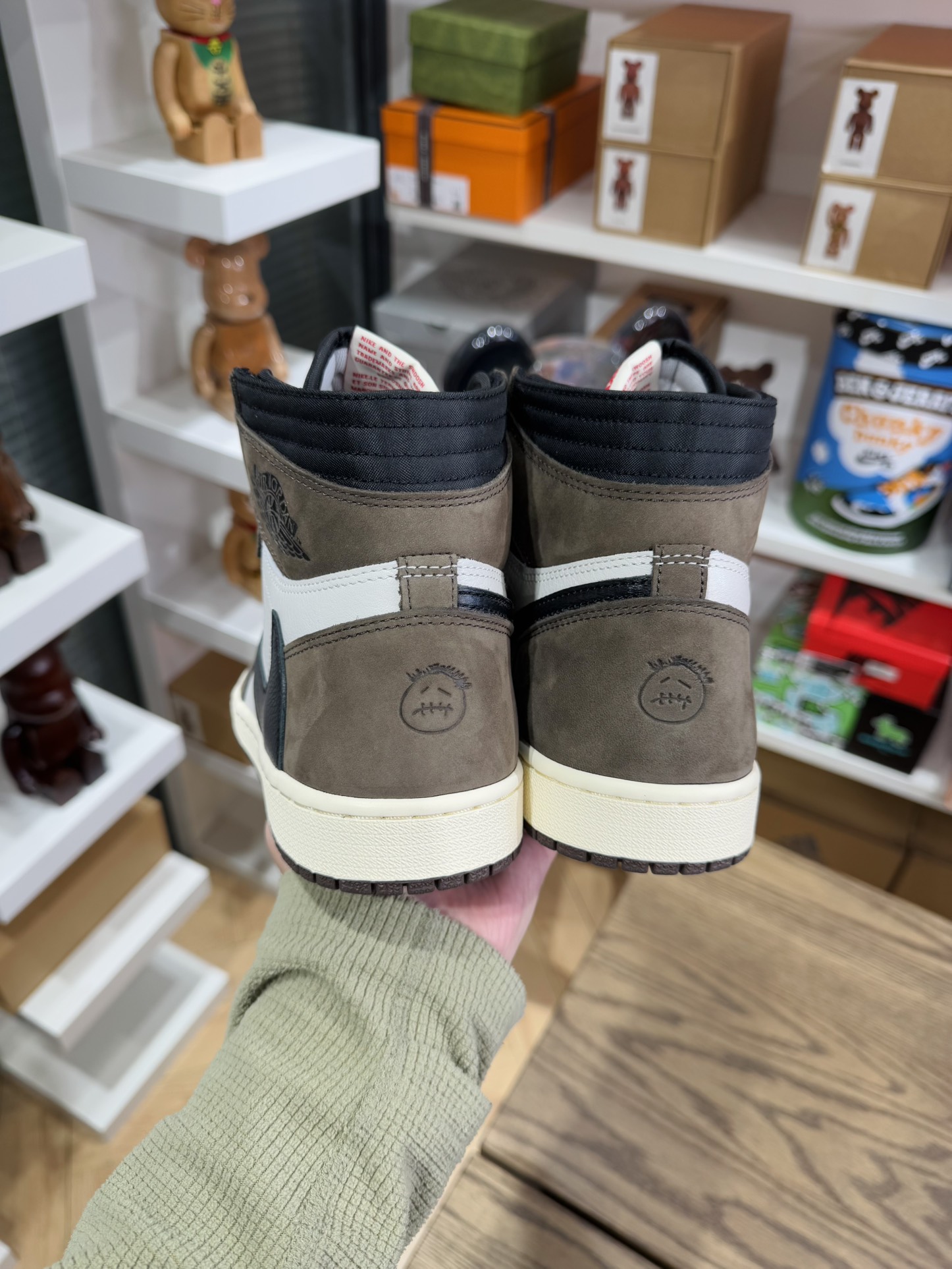 💯Travis Scott x AJ1 High OG TS SP 深棕  第一代倒鉤 夢回2019  尺碼 40-48.5「US7-14」 CD4487-100