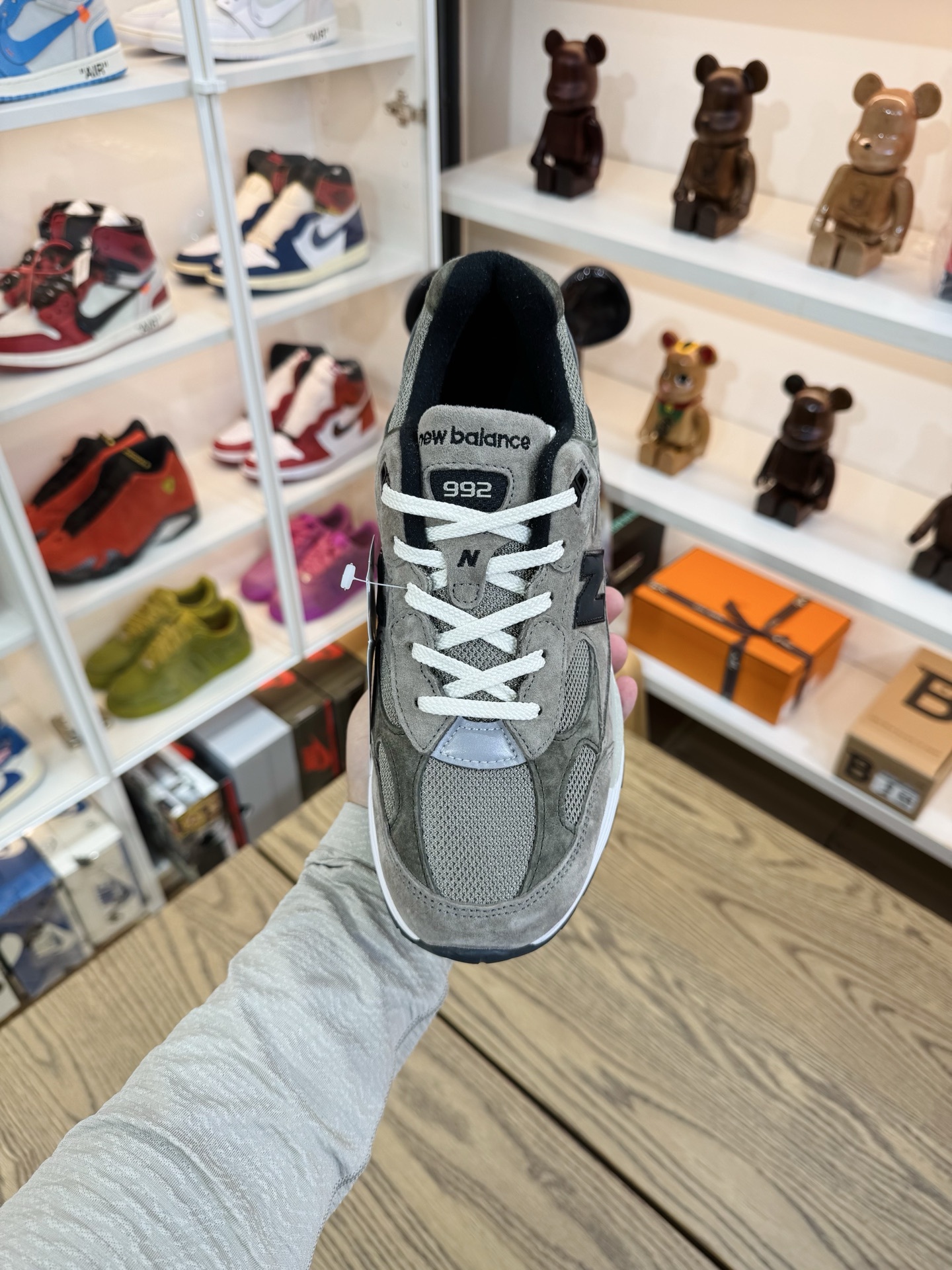 JJJJound x NB992  復古翻毛皮 男女同款 灰棕色 尺碼 36-46.5「US4-12」M992J2