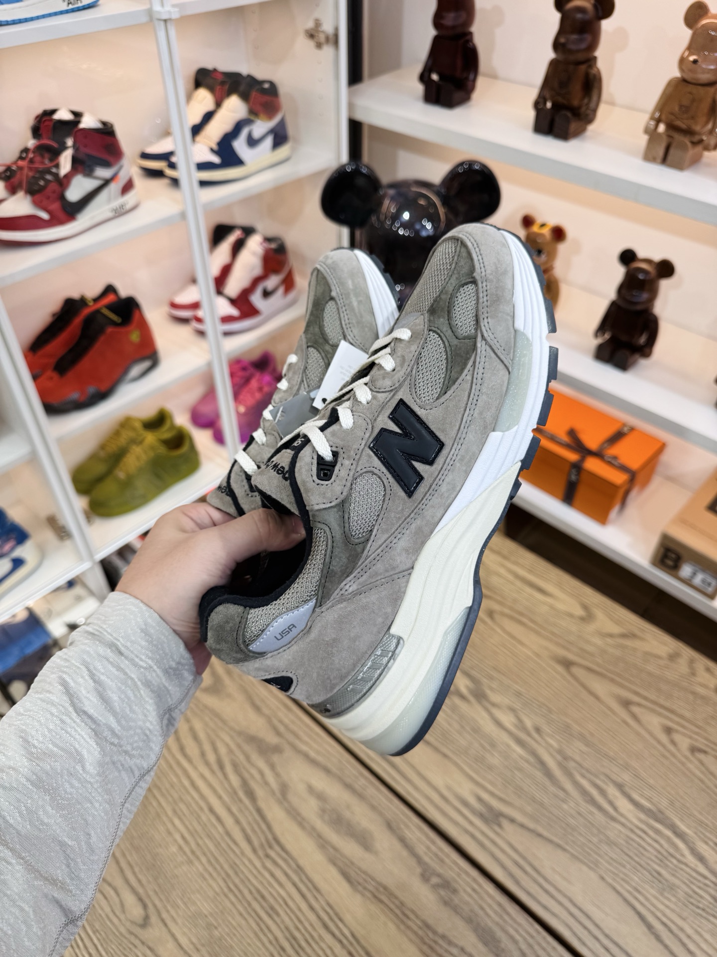 JJJJound x NB992  復古翻毛皮 男女同款 灰棕色 尺碼 36-46.5「US4-12」M992J2