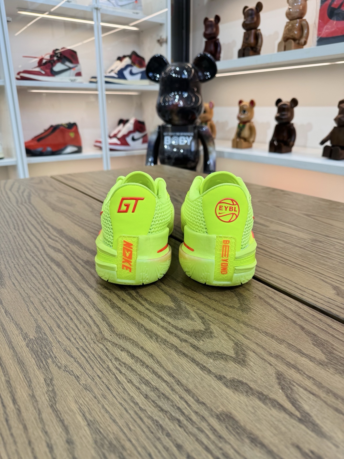 Air Zoom G.T. cut 1  黃色 EYBL 全氣墊實戰鞋  尺碼 40-46「US7-12」 IM2130-700
