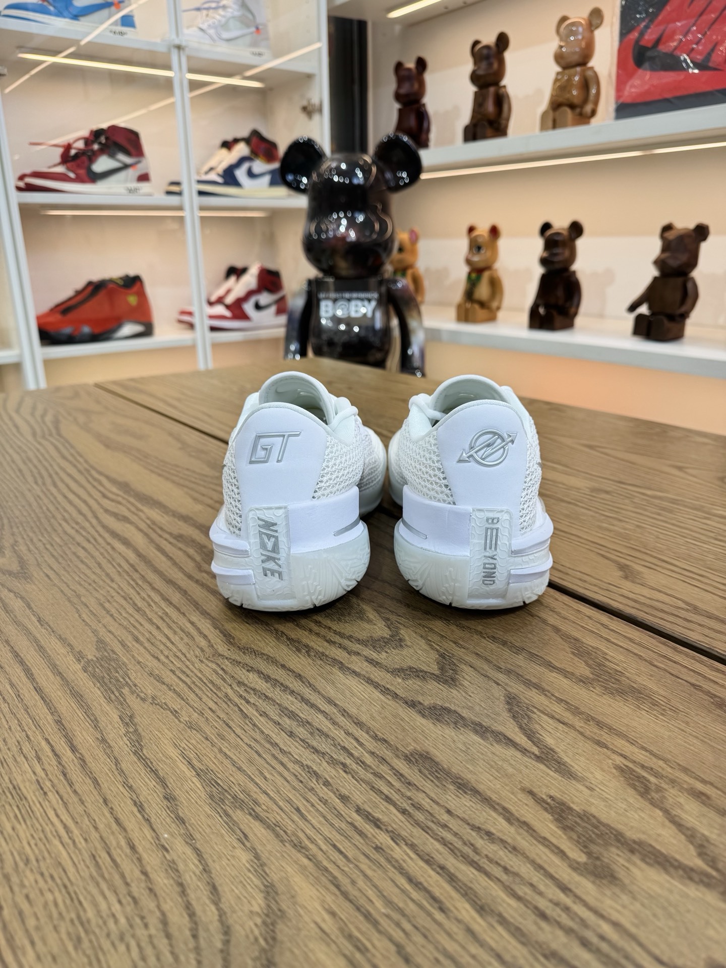 Air Zoom G.T. cut 1  白色全氣墊實戰鞋  尺碼 40-46「US7-12」 CZ0176-102