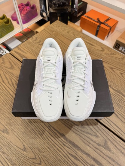 Air Zoom G.T. cut 1  白色全氣墊實戰鞋  尺碼 40-46「US7-12」 CZ0176-102