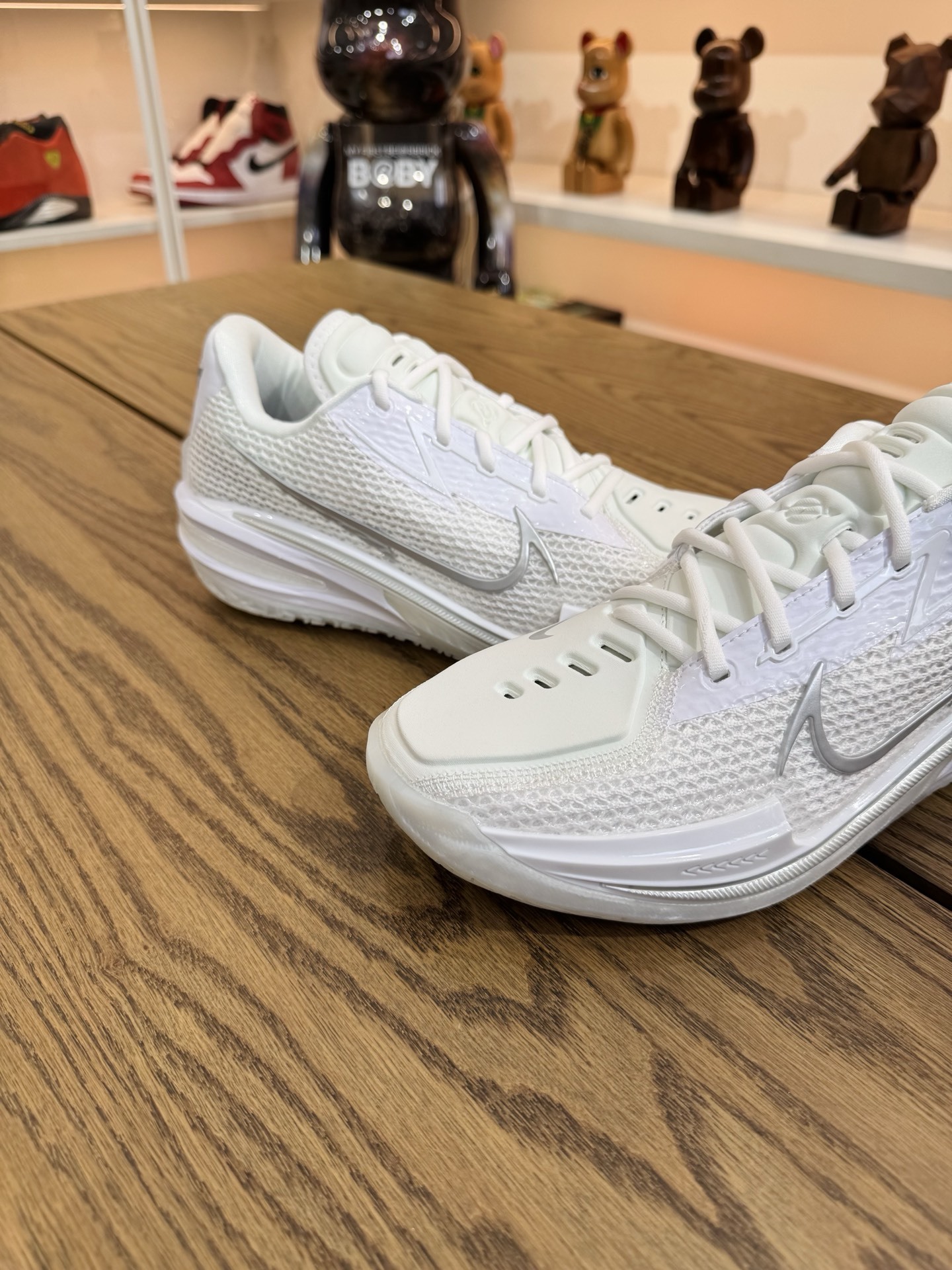 Air Zoom G.T. cut 1  白色全氣墊實戰鞋  尺碼 40-46「US7-12」 CZ0176-102