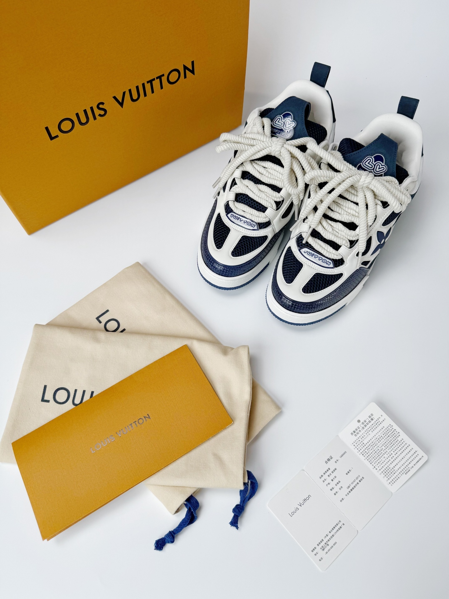 LV Skate 白藍 大貨實拍 1AARRM 尺碼 39-46 UK5-12