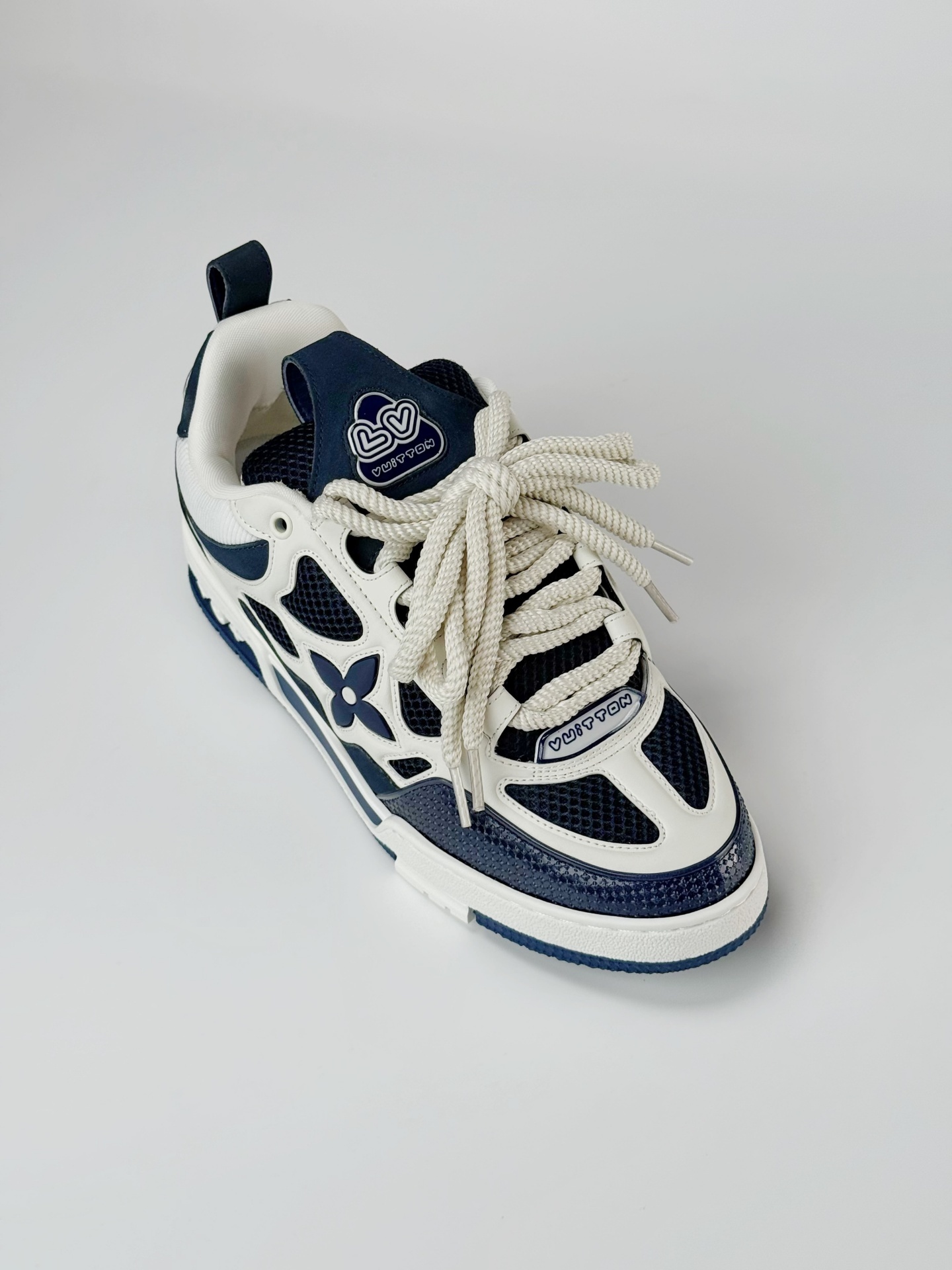 LV Skate 白藍 大貨實拍 1AARRM 尺碼 39-46 UK5-12