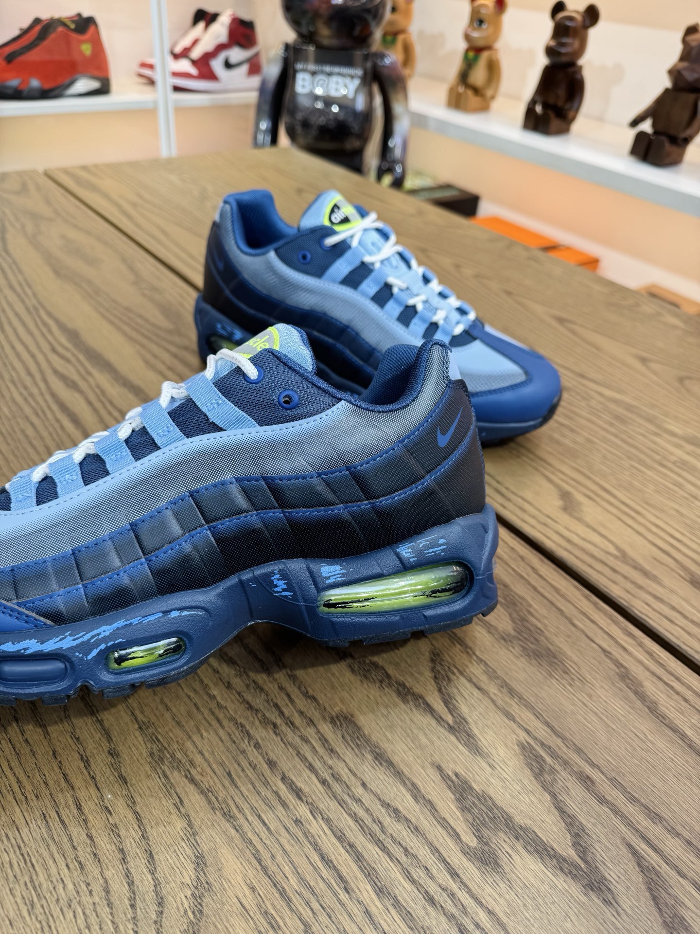 Yu-Gi-Oh! x Air Muscle 95  遊戲王聯名 超感藍 當漫畫走進現實  尺碼 36-47.5「US4-13」 II7404-400