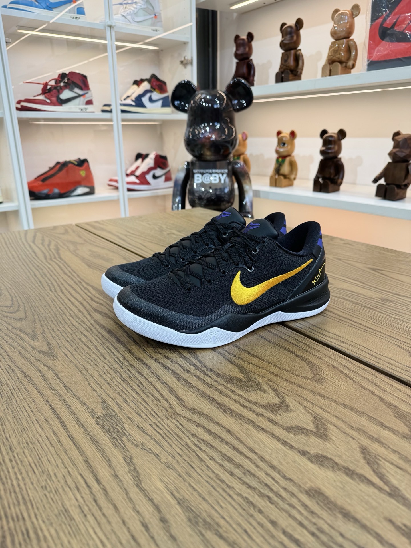 Kobe 8 Protro 黑紫黄 "Lakers Away" HF9550-001 尺碼 40-48.5「US7-14」