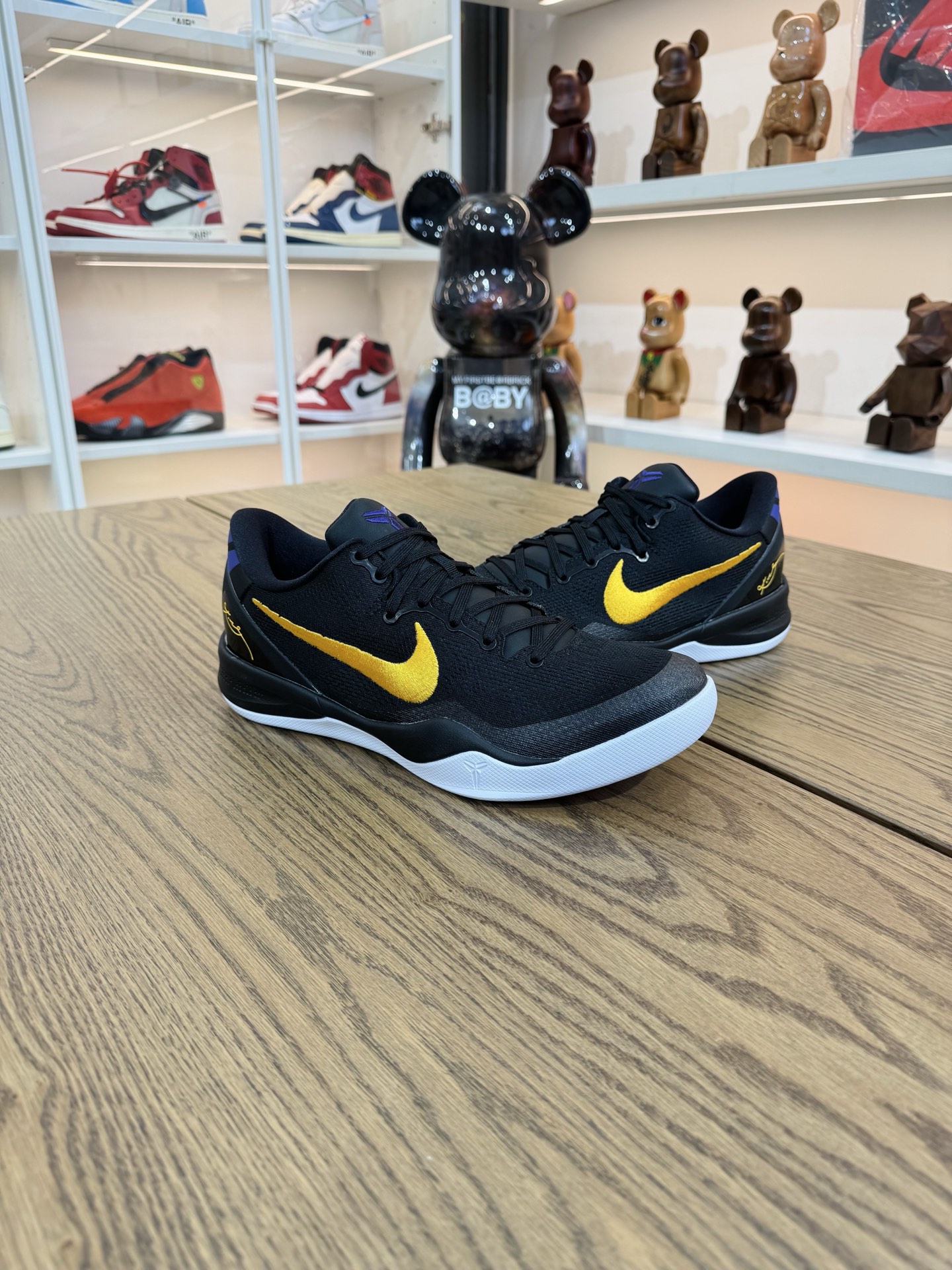 Kobe 8 Protro 黑紫黄 "Lakers Away" HF9550-001 尺碼 40-48.5「US7-14」