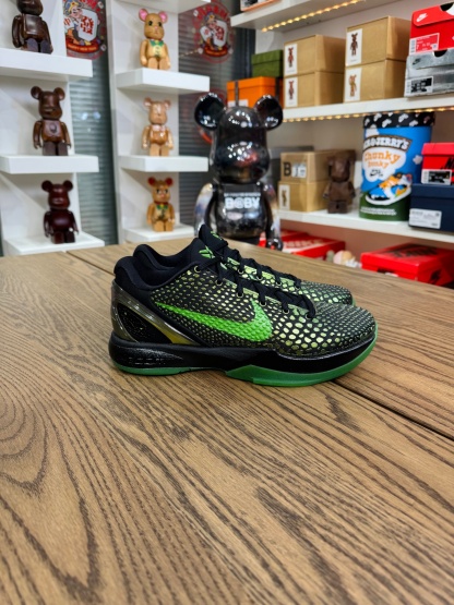 Kobe 6 黑金綠 Supreme Rice 元年2011款 446442-301 尺碼 40-50.5「US7-16」