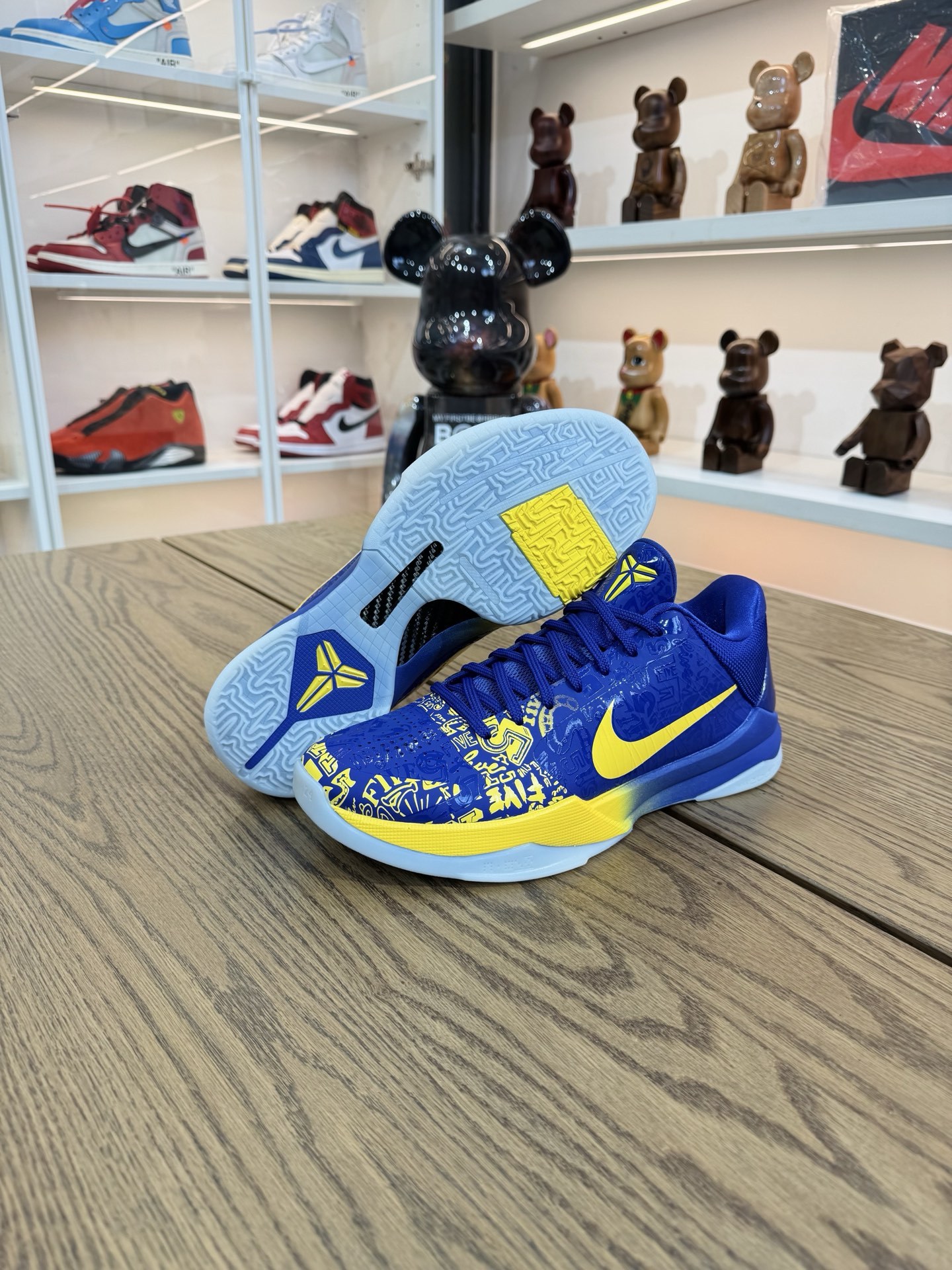 Kobe 5 Protro 五冠王 5 Rings CD4991-400 尺碼 40-48.5「US7-14」