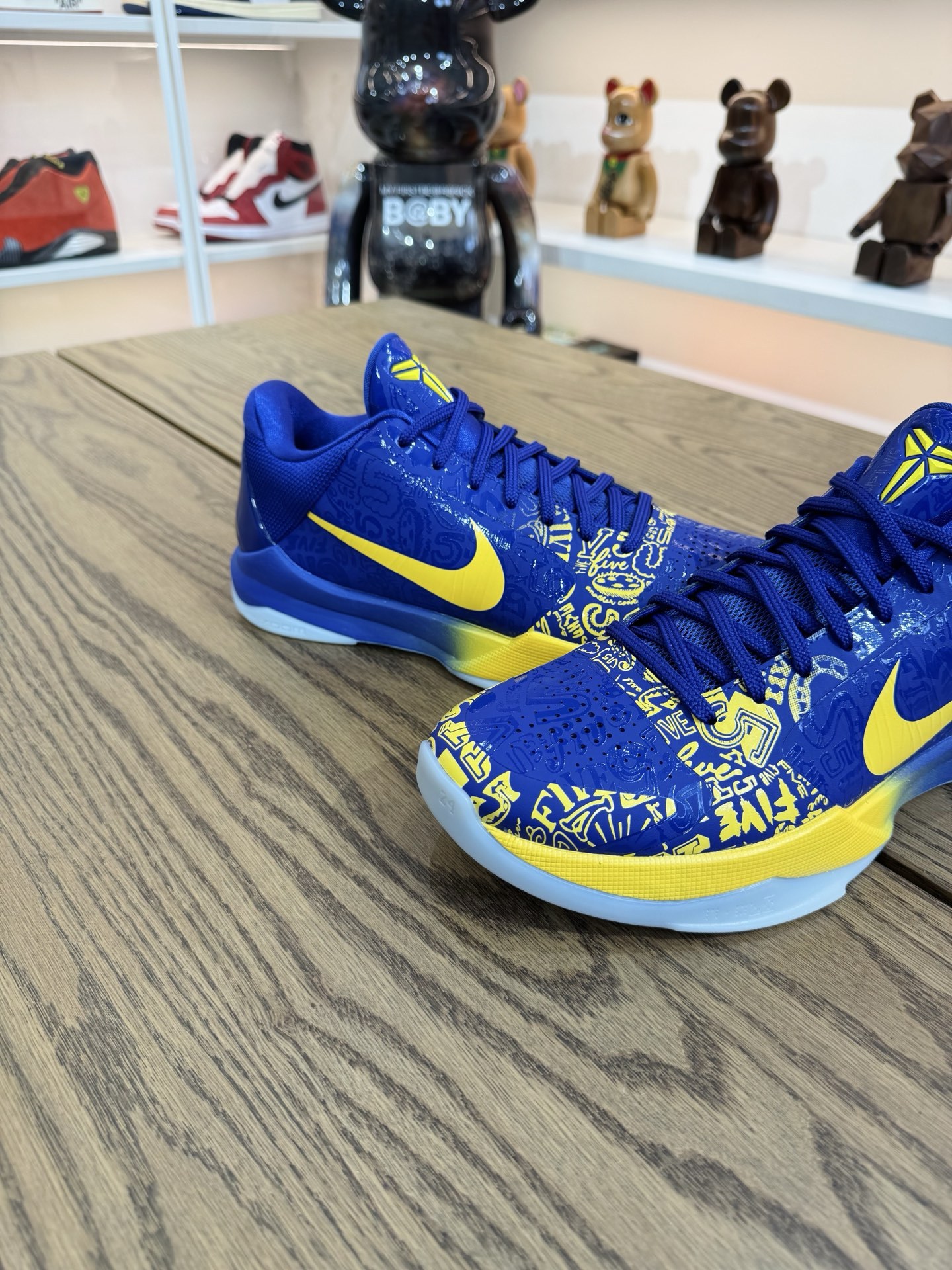 Kobe 5 Protro 五冠王 5 Rings CD4991-400 尺碼 40-48.5「US7-14」