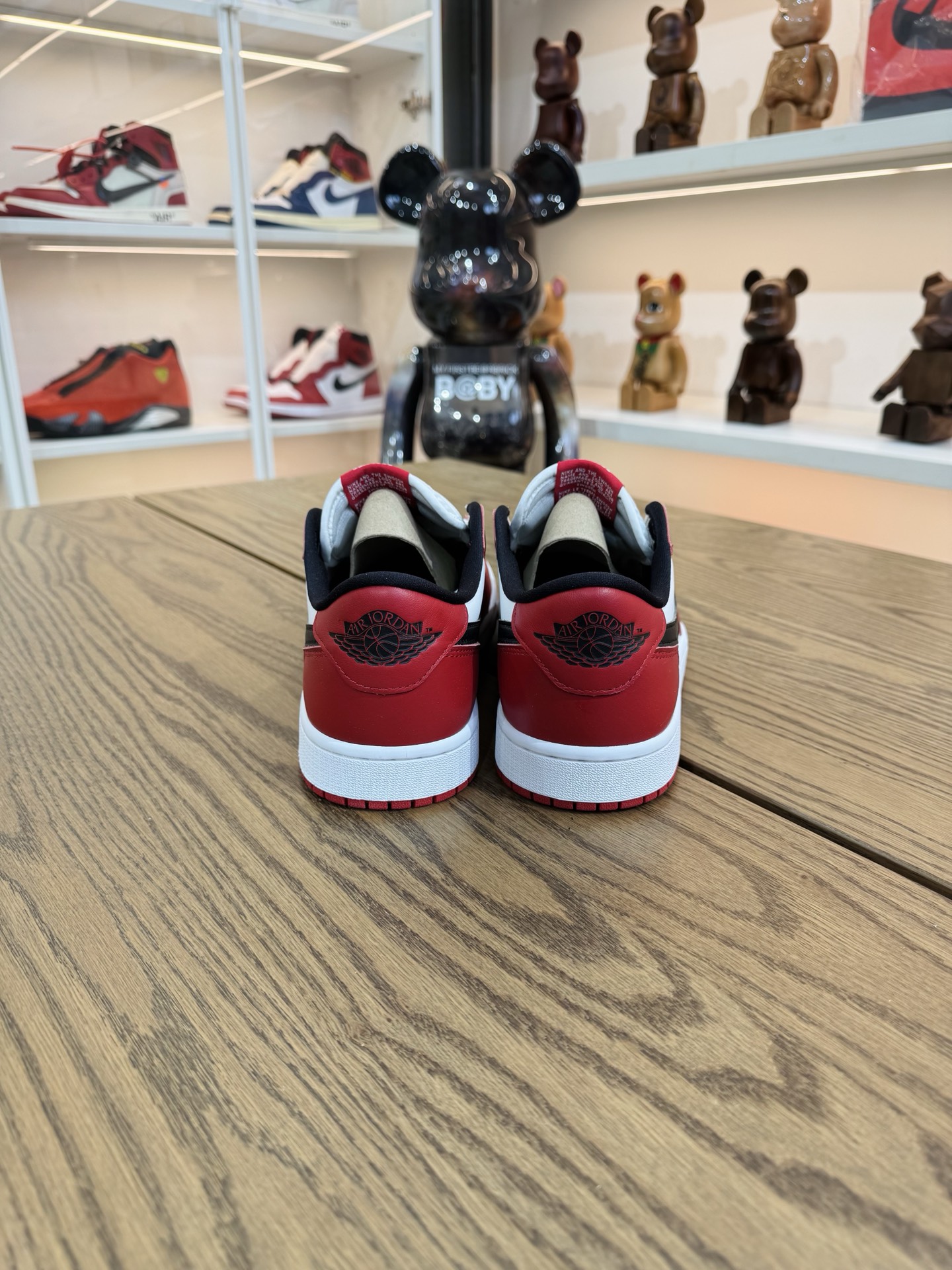 AJ1 LOW OG Chicago  芝加哥 2025版 HQ6998-600 尺碼 40-48.5「US7-14」