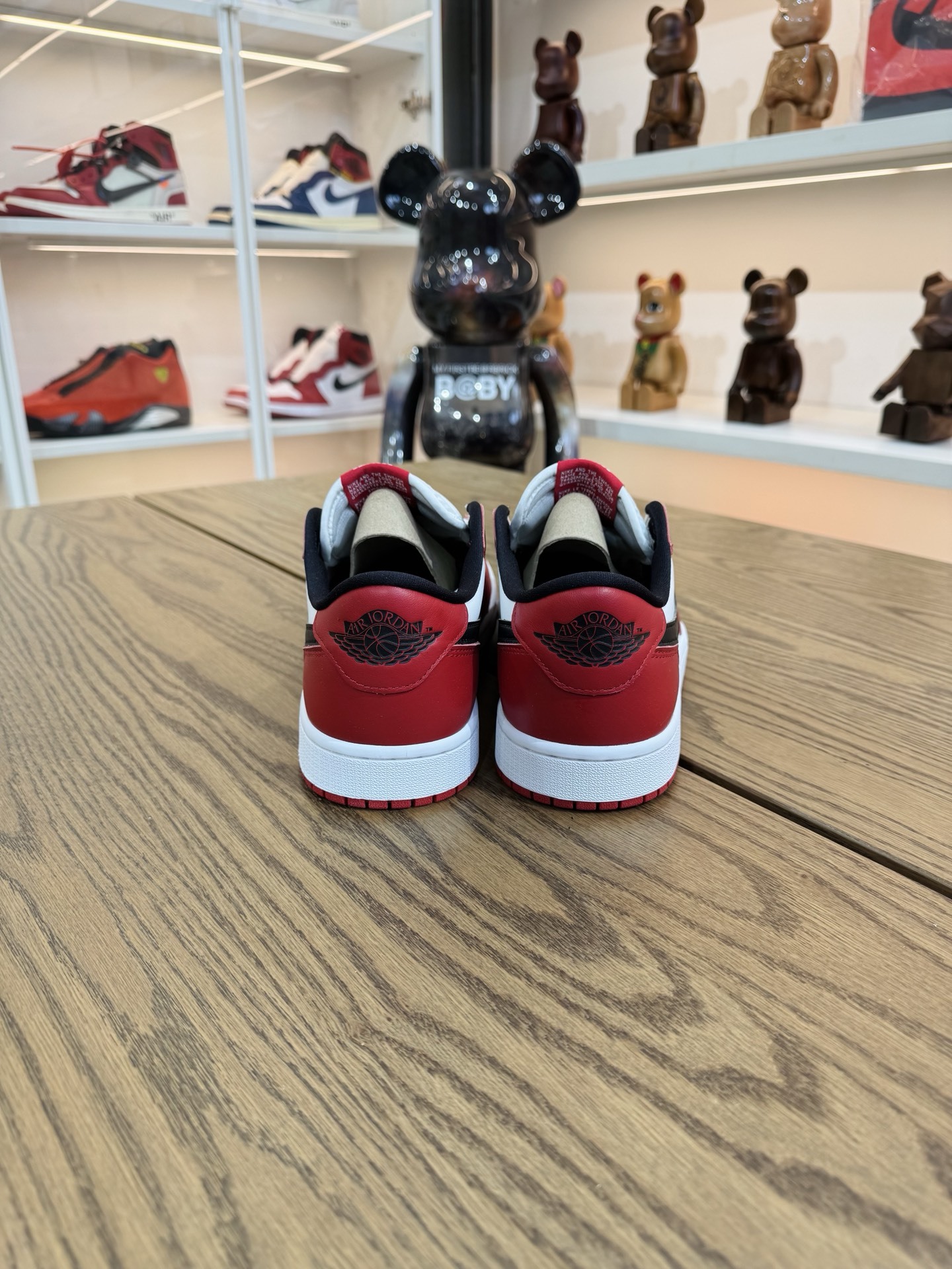 AJ1 LOW OG Chicago  芝加哥 2025版 HQ6998-600 尺碼 40-48.5「US7-14」