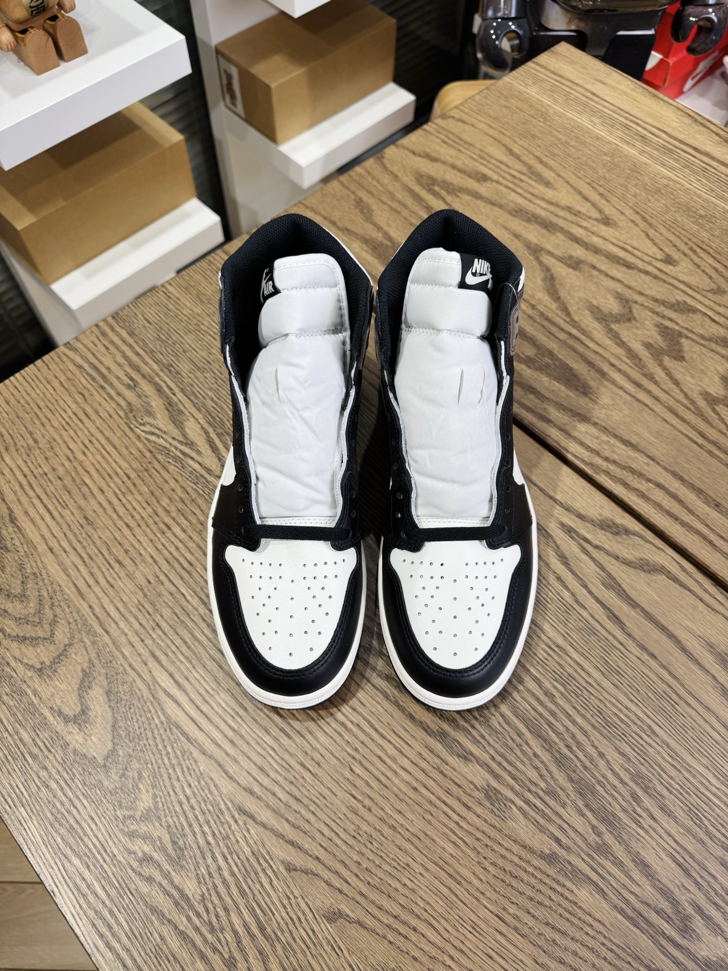 AJ1 Retro High OG Dark Mocha  黑摩卡 小倒鉤 尺碼 40.5-48.5「US7.5-14」  555088-105