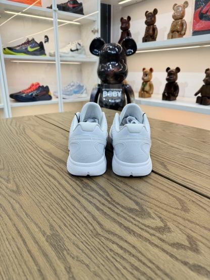Kobe 6 Protro PE 純白「Halo」稀有配色