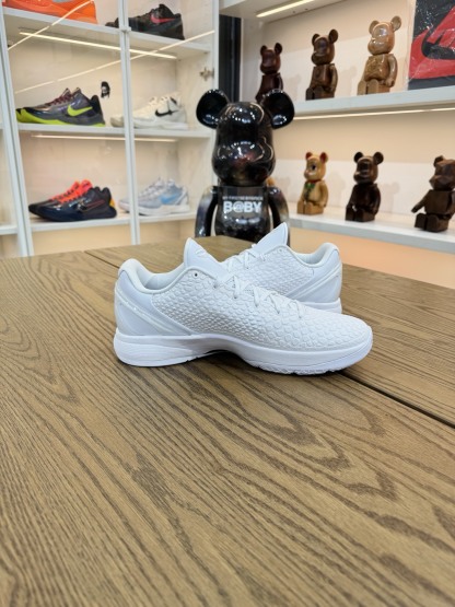 Kobe 6 Protro PE 純白「Halo」稀有配色