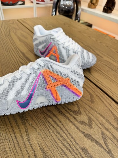 JA 3 莫蘭特三代  灰白 HF2794-100