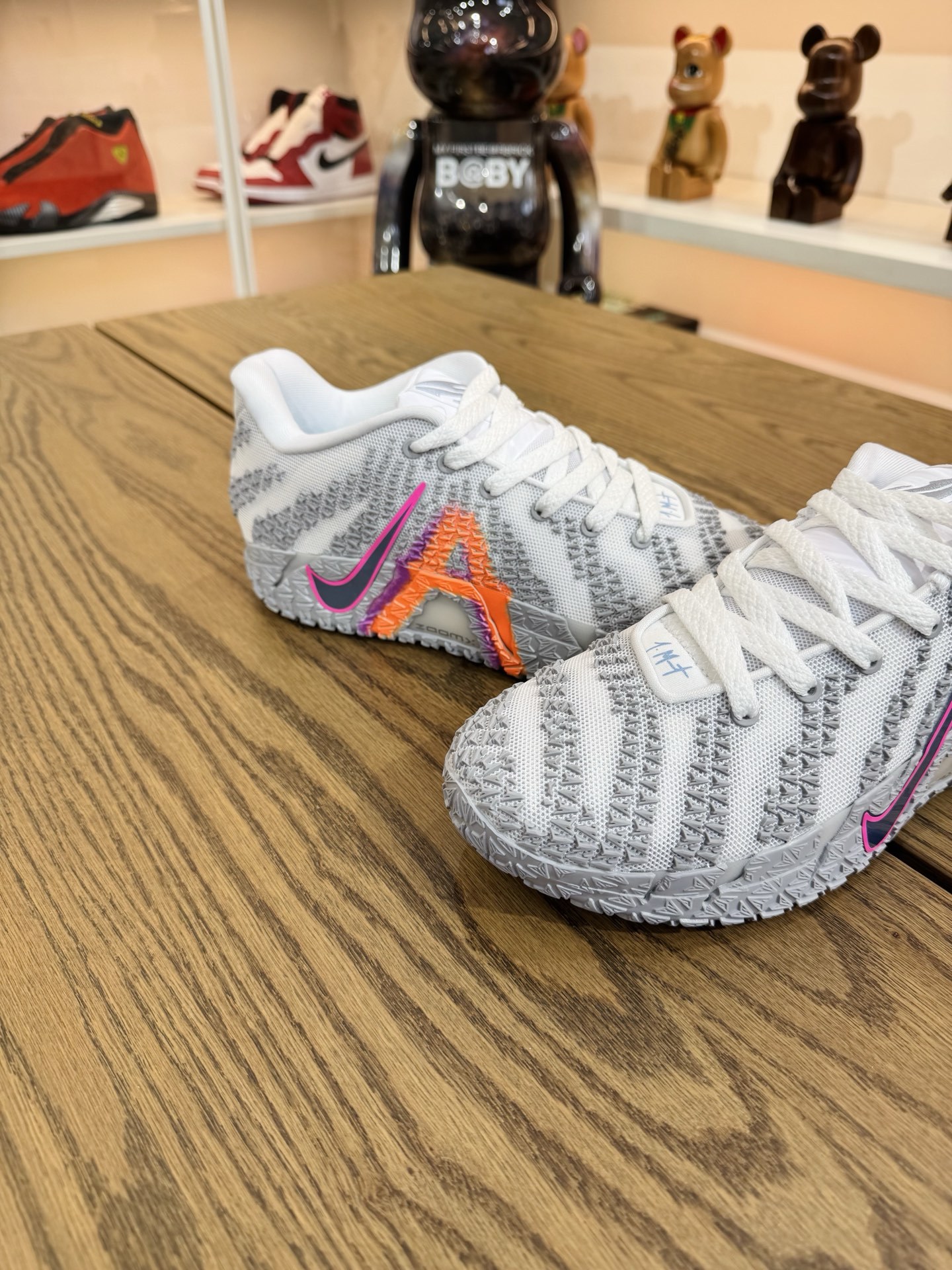 JA 3 莫蘭特三代  灰白 HF2794-100