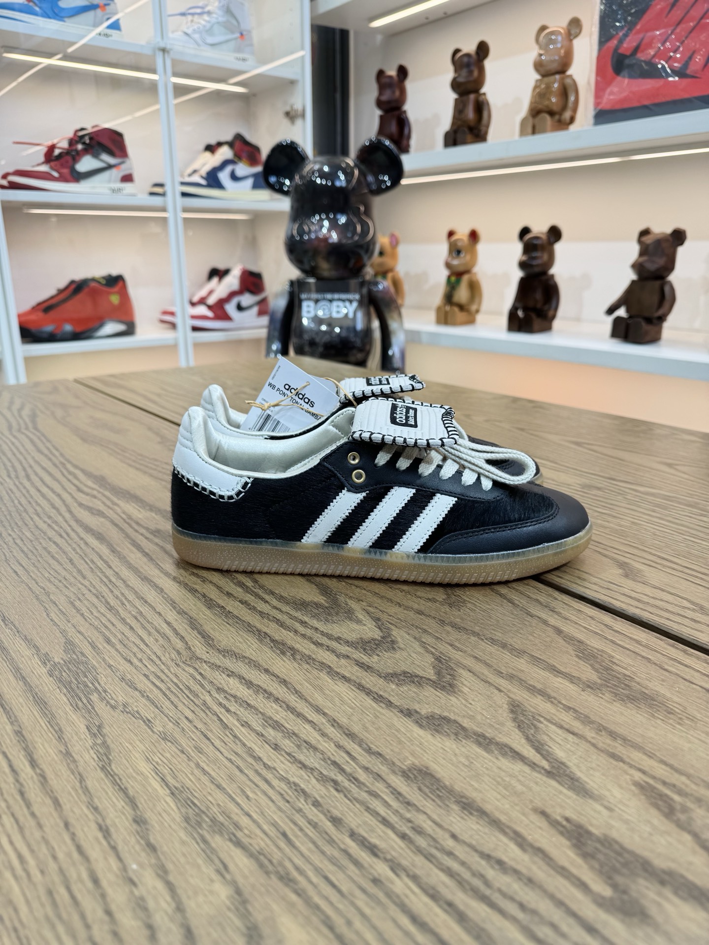 WALES BONNER x Samba IE0580 Pony Tonal 馬毛鞋面 高級感很濃