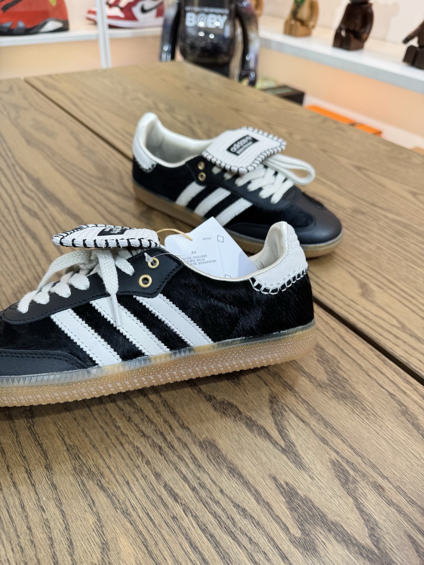 WALES BONNER x Samba IE0580 Pony Tonal 馬毛鞋面 高級感很濃